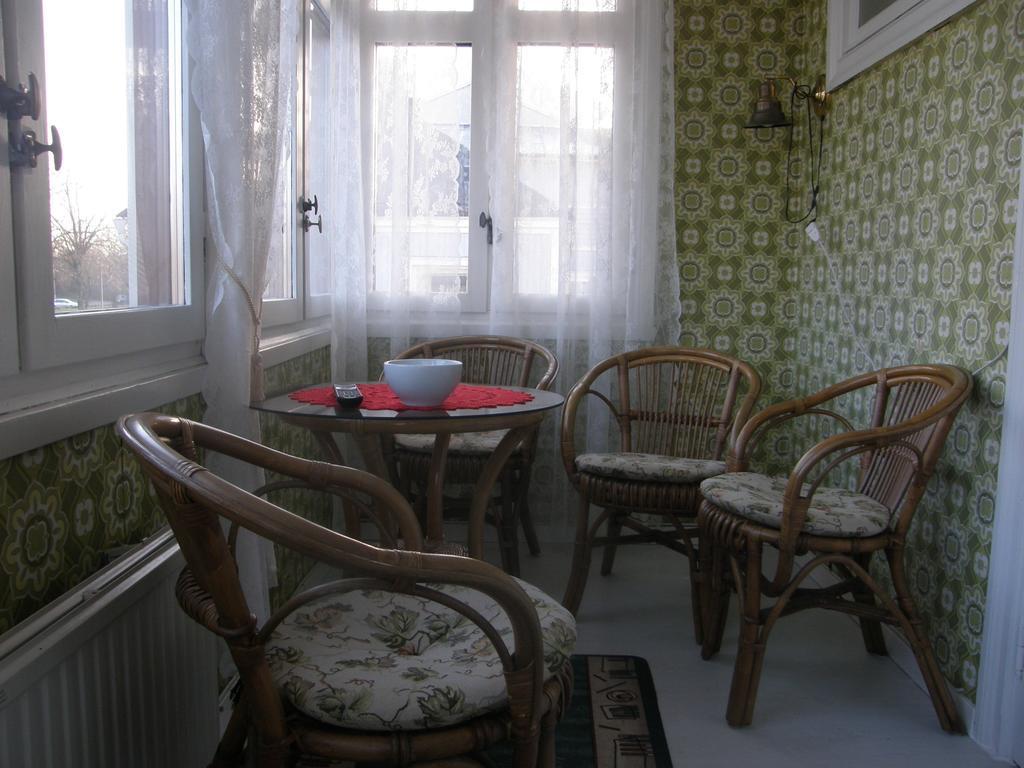 Monicas Rumsuthyrning Borgholm Zimmer foto